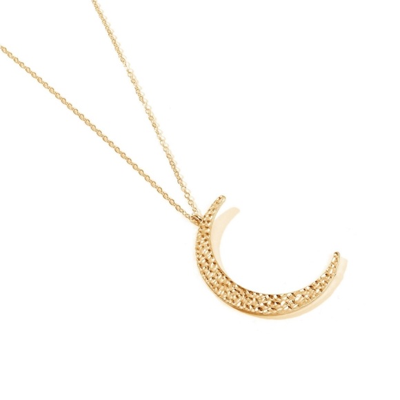 NIP Elegant Crescent Moon 🌙 Gold Pendant Sweater Necklace - Picture 1 of 2